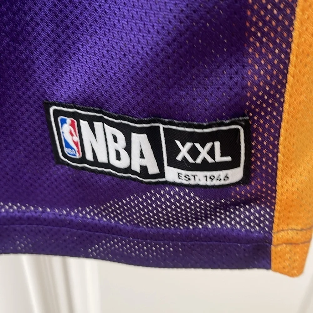 Vintage NBA Lakers Kobe Bryant Number 24 Mesh basketball Jersey XXL (18) - Picture 4 of 10
